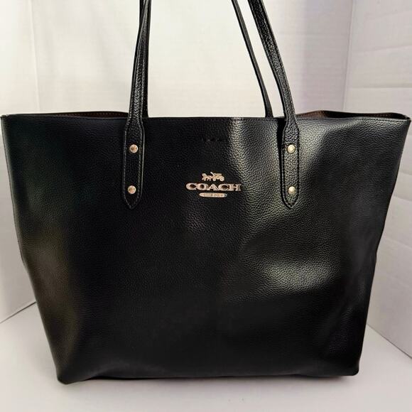 Coach Handbags - Coach Town tote bag pebbled leather extra large purse black